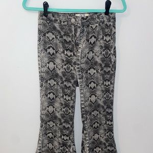 FREE PEOPLE SNAKE PRINT FLARE JEANS